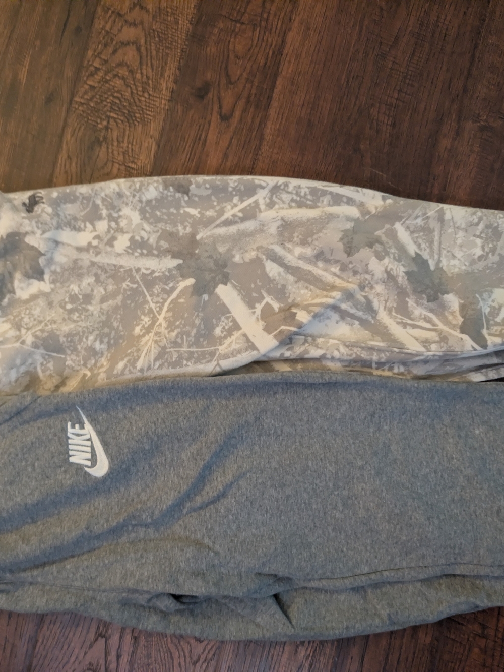Nike Heather Gray Joggers And Ambercrombie Boys XL Joggers GREAT EUC